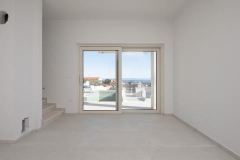 Istra,Ližnjan - kuća sa otvorenim pogledom na more