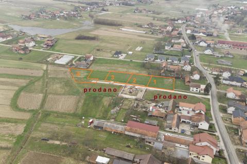 Bouwgrond Odranski Obrež, Brezovica, 782m2
