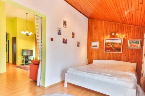 Istra,Poreč- Stan s vrtom 800 m od centra i plaže