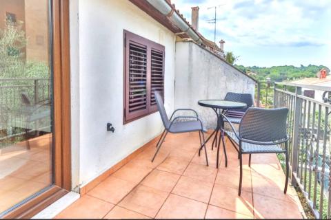 Istra,Poreč- Stan s vrtom 800 m od centra i plaže