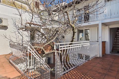 Нови-Винодолски &ndash; Дом в старом городе, вторая линия от моря