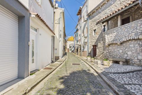 Нови-Винодолски &ndash; Дом в старом городе, вторая линия от моря