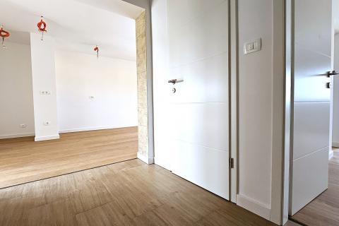 Istra, Umag centar- renoviran stan s pogledom na more