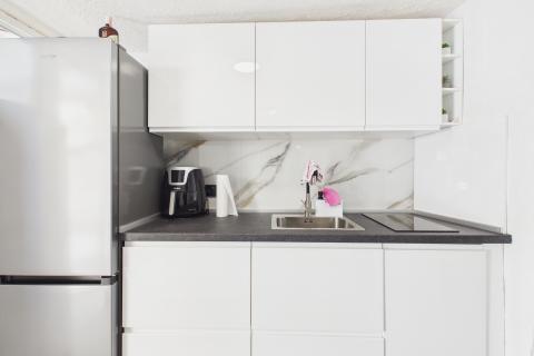 Krk, Omi&scaron;alj | Autentična kamena kuća s 2 spavaće sobe, terasa  