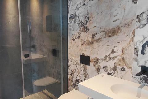 Opatija - luksuzni stan s vlastitim bazenom i panoramskim pogledom na Kvarner