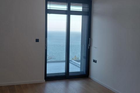 Opatija - luksuzni stan s vlastitim bazenom i panoramskim pogledom na Kvarner