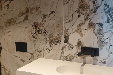 Opatija - luksuzni stan s vlastitim bazenom i panoramskim pogledom na Kvarner