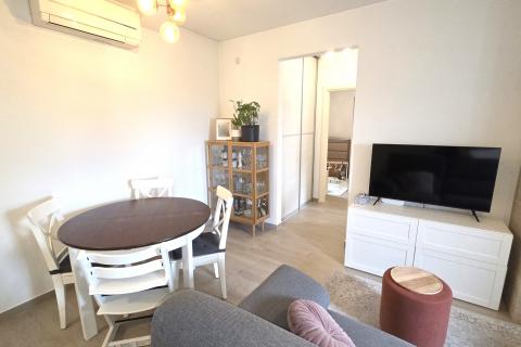 PAZIN, okolica- stan sa dvije spavaće sobe i garsonijera