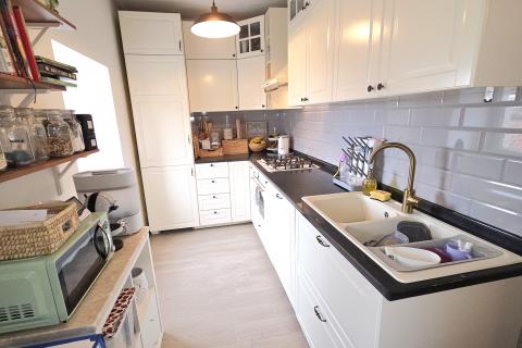 PAZIN, okolica- stan sa dvije spavaće sobe i garsonijera