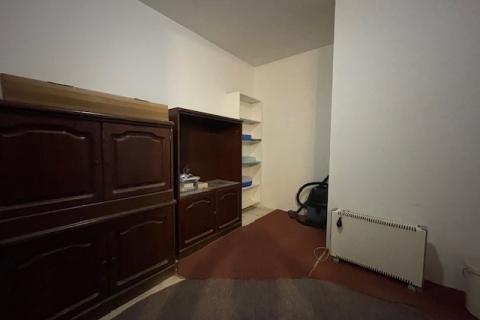 Krk-grad,atraktivan stan s vrtom i pogledom na more