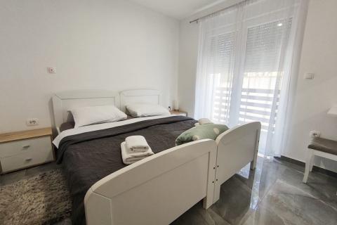 Ogulin, moderna kuća s 5 stambenih jedinica