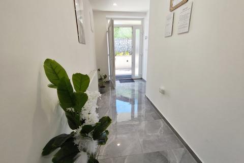 Ogulin, moderna kuća s 5 stambenih jedinica