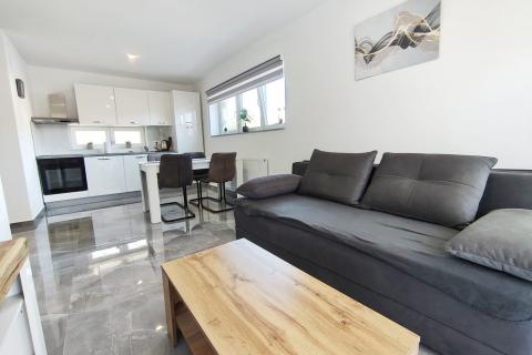 Ogulin, moderna kuća s 5 stambenih jedinica