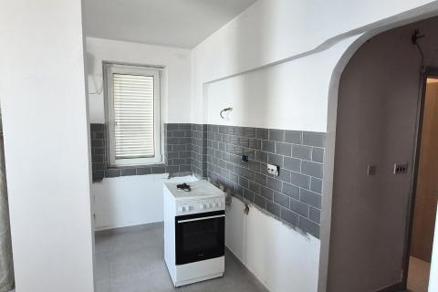 Senj- adaptirani stan samo 500m od mora