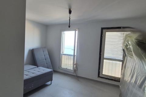 Senj- adaptirani stan samo 500m od mora