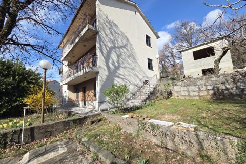 Rijeka, Drenova, Kuća s okućnicom i garažom, 300m2