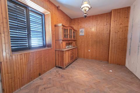 Rijeka, Drenova, Kuća s okućnicom i garažom, 300m2