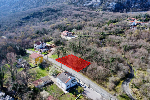 Crikvenica, Tribalj - građevinsko zemlji&scaron;te, 406 m&sup2;