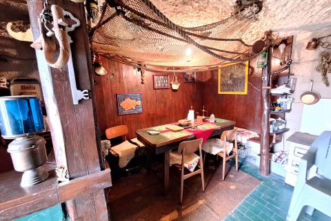 Opatija, Veprinac - samostojeća kuća s dva stana