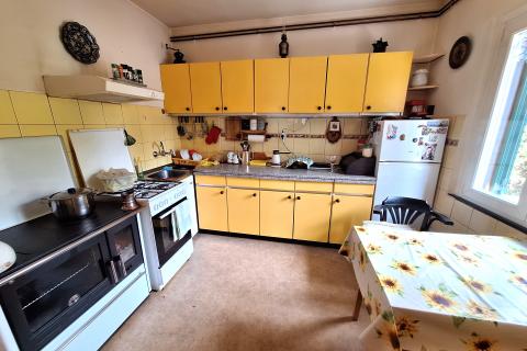 Opatija, Veprinac - samostojeća kuća s dva stana