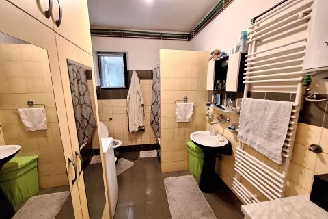 Opatija, Veprinac - samostojeća kuća s dva stana