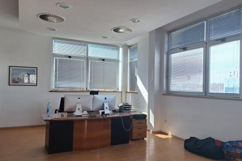 Офисное помещение Novi Jelkovec, Sesvete, 664m2