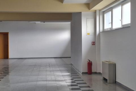 Lučko/Stupnik &ndash; poslovni prostor 450 m&sup2; s parkingom