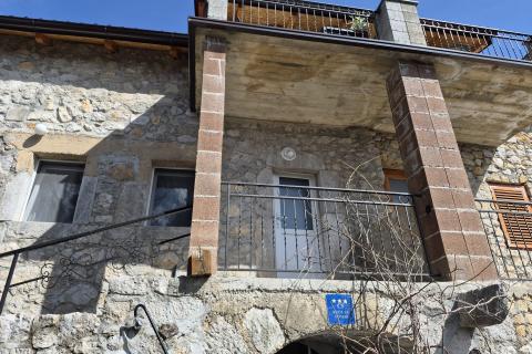 Crikvenica- Grižane,  studio apartmani  u kamenoj kući
