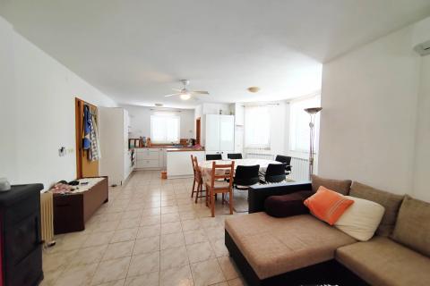 Дом Malinska, Malinska-Duba&scaron;nica, 243m2