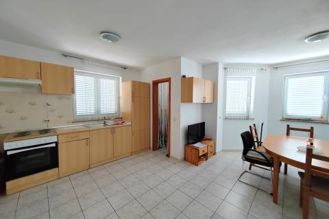 Дом Malinska, Malinska-Duba&scaron;nica, 243m2