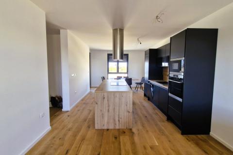 Flat/Appartement Valdebek, Pula, 118m2