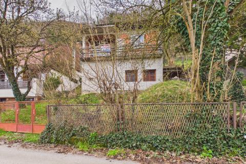 Zapre&scaron;ić, Jablanovec - &scaron;armantna kuća s dva stana