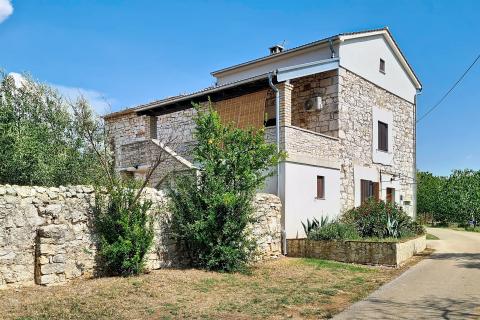 Istra, Poreč okolica - kamena kuća 4 km do mora