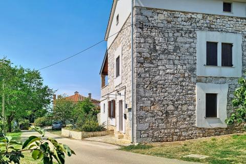 Istra, Poreč okolica - kamena kuća 4 km do mora