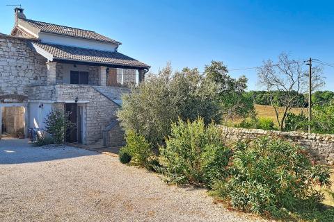 Istra, Poreč okolica - kamena kuća 4 km do mora