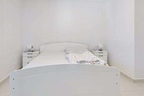 Istra, Ka&scaron;telir-Labinci - samostojeća kuća sa 3 stana, pogled more