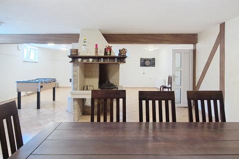 Istra, Ka&scaron;telir-Labinci - samostojeća kuća sa 3 stana, pogled more