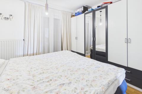 Zagreb, Sv. Klara, 88.75 m2, trosoban stan, terasa, VPM, spremi&scaron;te 