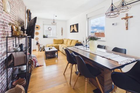 Zagreb, Sv. Klara, 88.75 m2, trosoban stan, terasa, VPM, spremi&scaron;te 