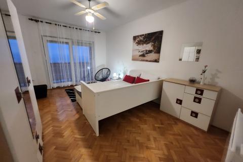 Rijeka, Trsat - 2s + db s parkingom