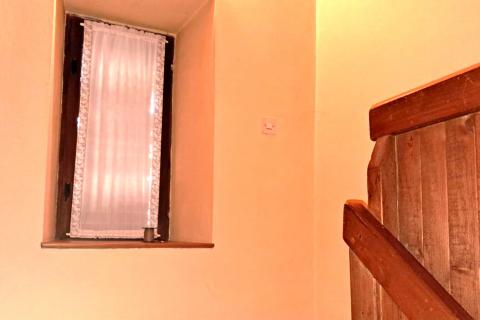 Istra,Buje-Kuća s  vrtom,3 spavaće sobe u centru