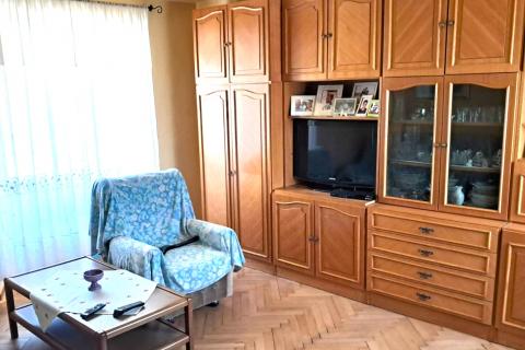 Istra,Buje-Kuća s  vrtom,3 spavaće sobe u centru