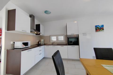 OTOK KRK-MALINSKA bliža okolica, kuća za najam