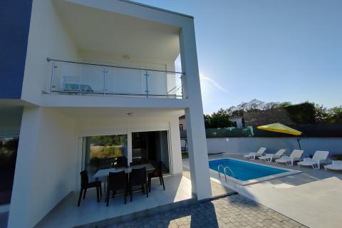 OTOK KRK-MALINSKA bliža okolica, kuća za najam