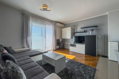 Rijeka - Zamet, dvosoban stan 80 m2