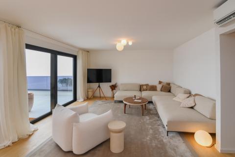 Opatija- luksuzni penthouse za dugoročan najam