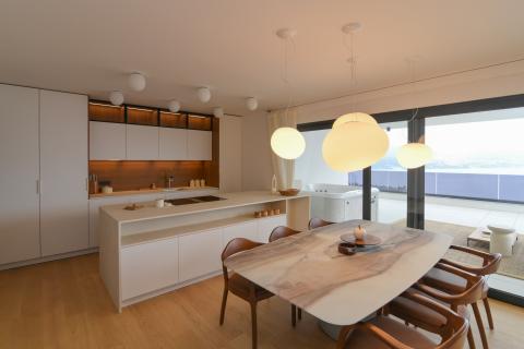 Opatija- luksuzni penthouse za dugoročan najam