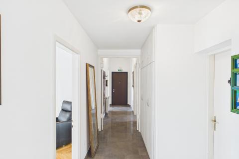 OPATIJA-namje&scaron;ten stan 3s+db u vili sa velikom terasom