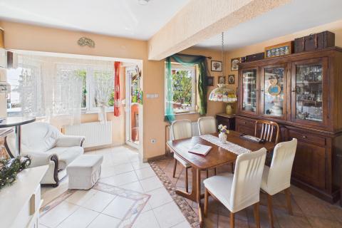 Zagreb, Rude&scaron; &ndash; obiteljska kuća s dva stana, dvori&scaron;tem i parkirnim mjestom