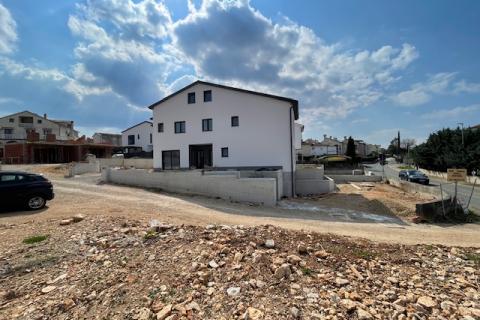 House Malinska, Malinska-Duba&scaron;nica, 165m2